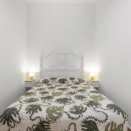Urban Chic Oasis With Ac, Private Pool And Wifi Alicante
