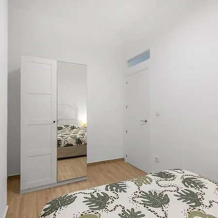Urban Chic Oasis With Ac, Private Pool And Wifi