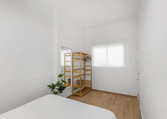 公寓 Urban Chic Oasis With Ac, Private Pool And Wifi *